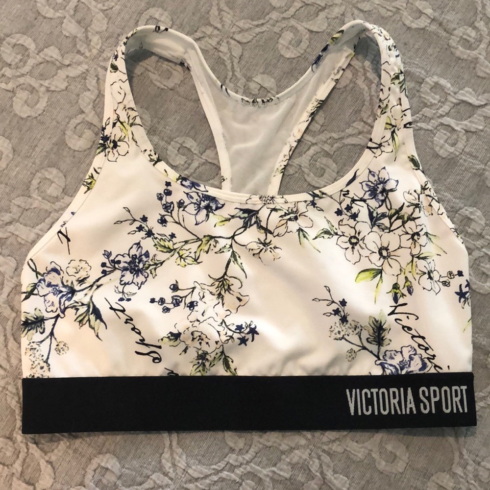 Victoria Secret Sport Bra NWOT